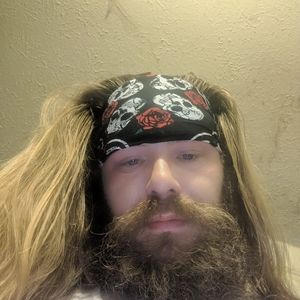 Meet your Posher, Adam